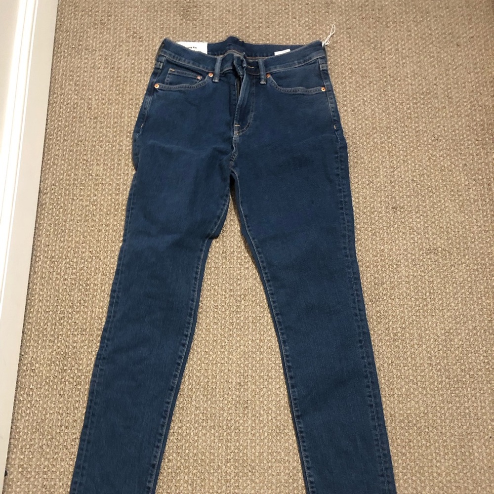 Levi jeans 32w 34L skinny fit